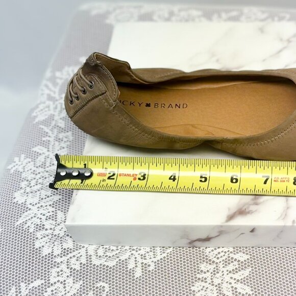 Women's Lucky Brand Emmie Ballet Flats Taupe Leather Minimalist Style - Picture 8 of 8